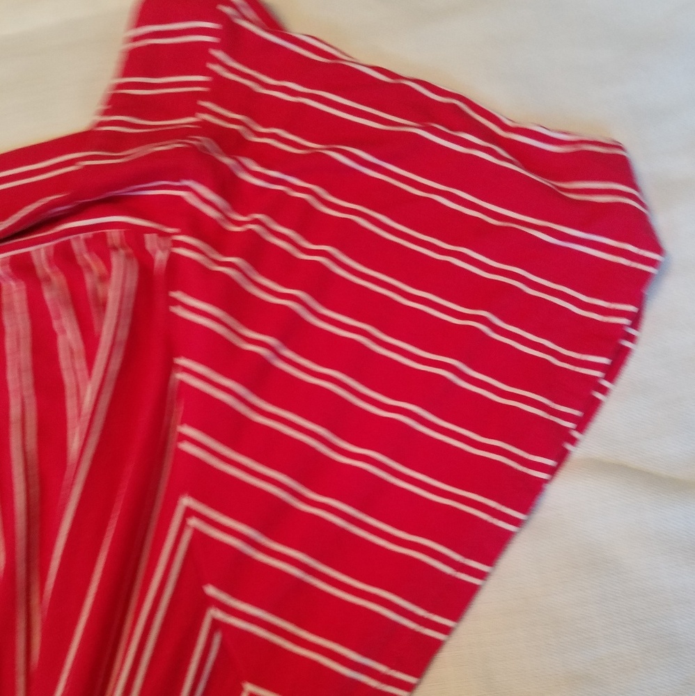 Gifted -- Red and White Blouse - Picture 3 of 5